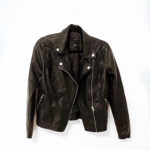 🌸 forever 21 faux leather jacket sz s